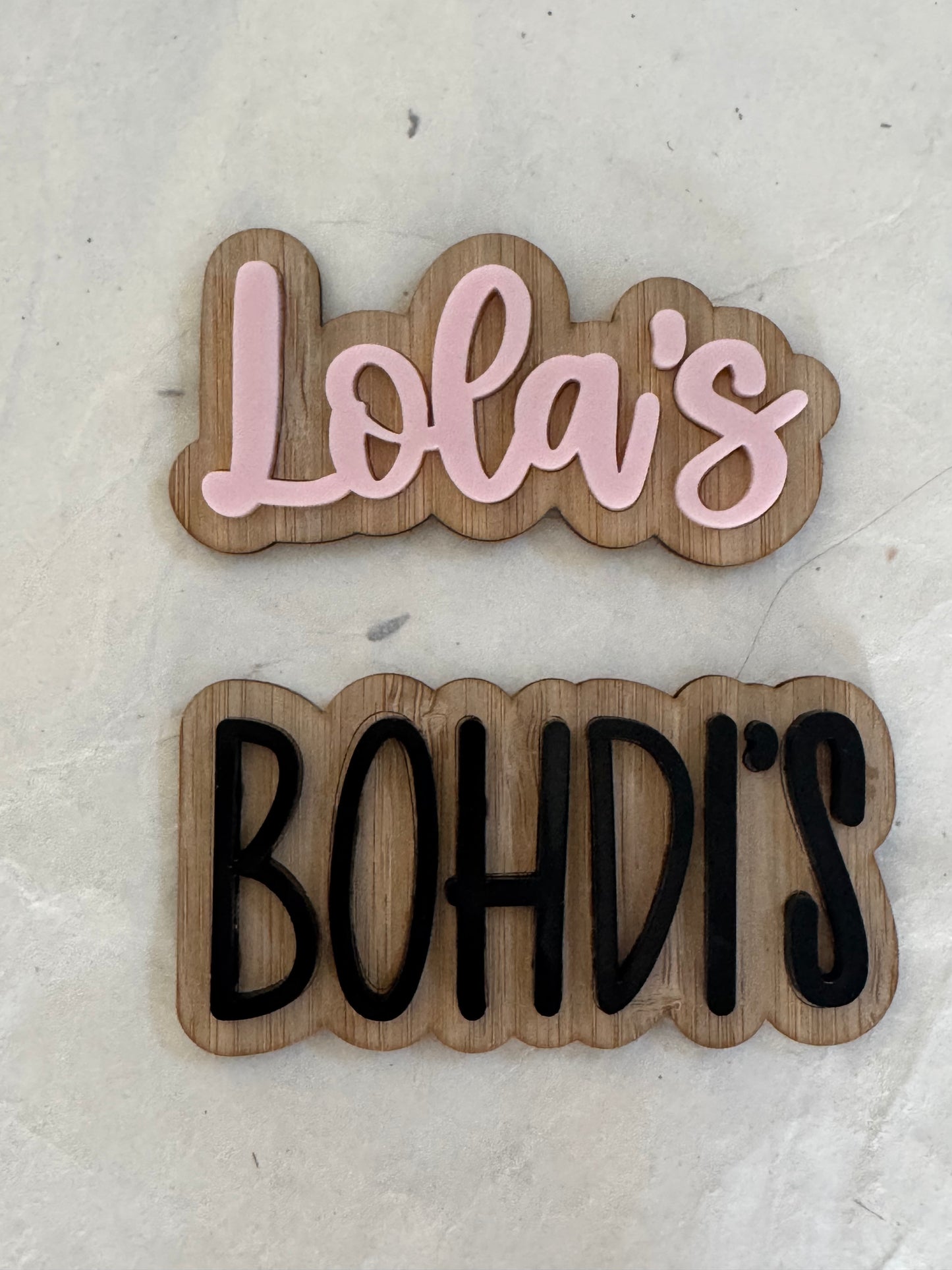 Additional interchangeable name plaque first/last day board